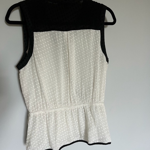 Daniel Rainne Silky Wrap Top SZ M - Picture 2 of 6